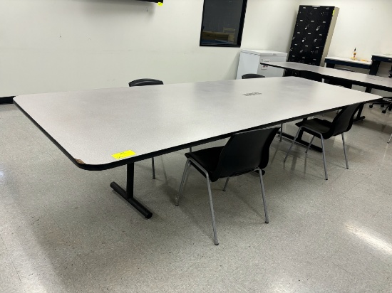 Breakroom Table w/ chairs