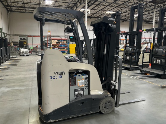 2017 Crown Standup Forklift