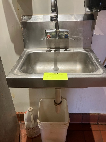 Hand sink
