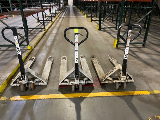 Crown Manual Pallet Jack