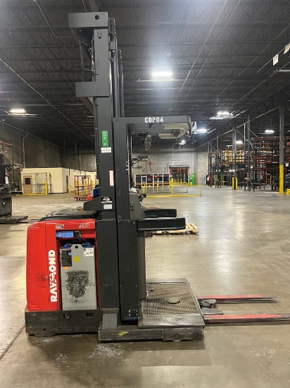 2008 Raymond Order Picker 550-OPC30TT