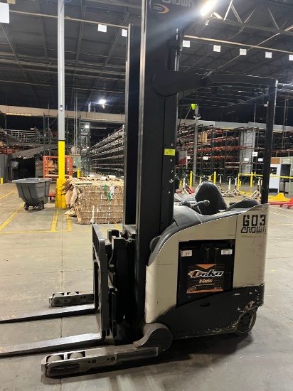 Crown Reach Truck RD 5700 Series