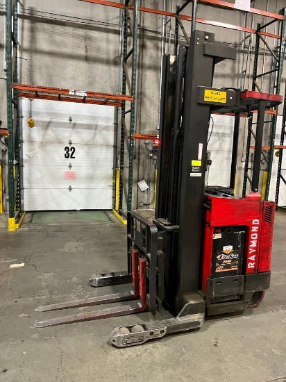 1991 Raymond Reach Truck