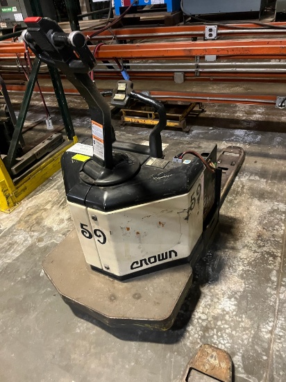 Crown Walkie Rider Electric Pallet Jack PE3520-60