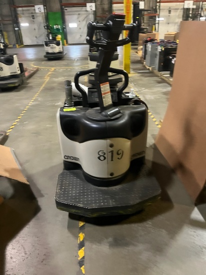 Crown Walkie Rider Electric Pallet Jack