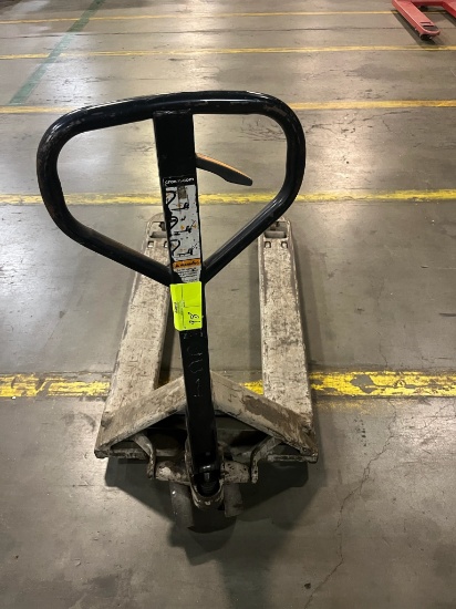 Crown Manual Pallet Jack