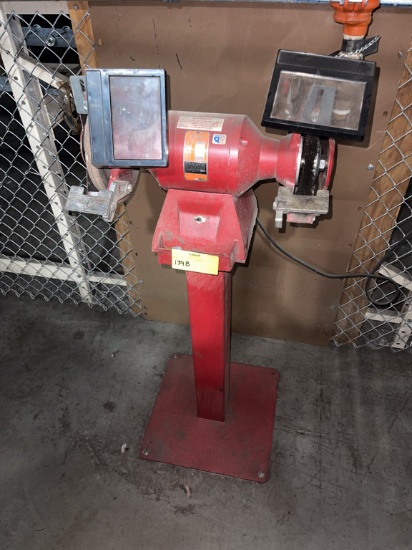 Milwaukee Bench Grinder - Model 5051 3/4 Hp 8"