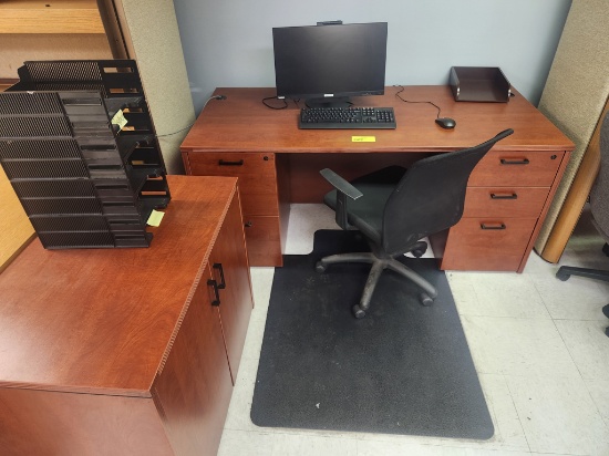 L shape desk with chair