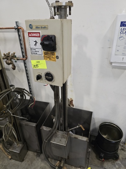 Allen-Bradley Wastewater Pump System with Control Panel and Tank