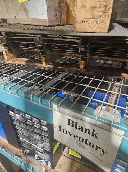 Pallet Rack Inserts Supports, and 2 output shafts, and Air Filter Part #MW21167113
