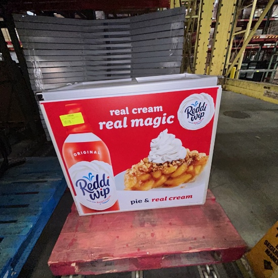 MMI chest cooler