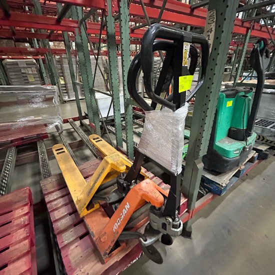 Pallet jacks - Jungheinrich and Doosan