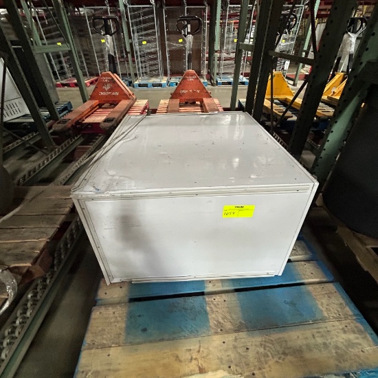 MMI chest cooler