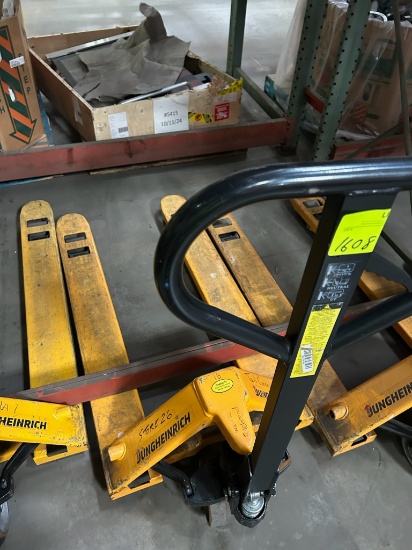 Pallet jack