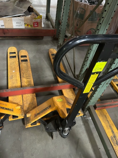 Pallet jack