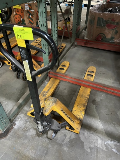 Pallet jack