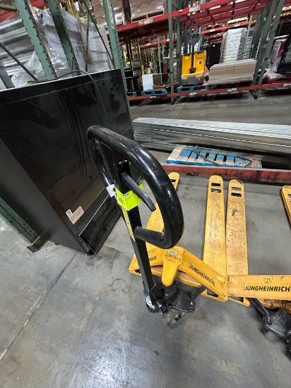 pallet jack