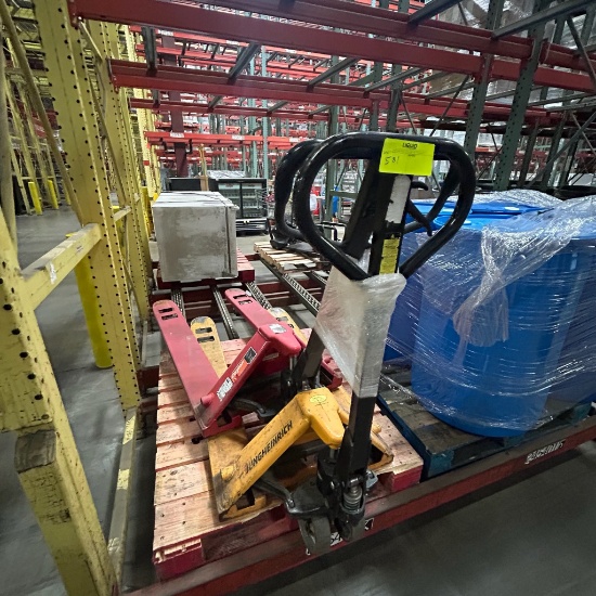 Pallet jacks - Jungheinrich and Dayton