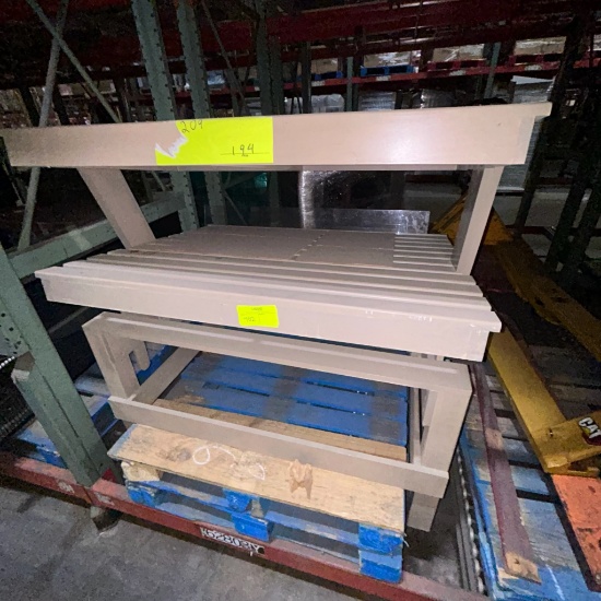 Adjustable display table