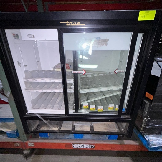 Lot of 2 True beverage cooler GDM-41C-48