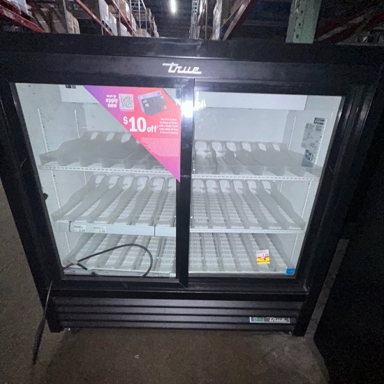 Lot of 4 True beverage cooler GDM-41C-48