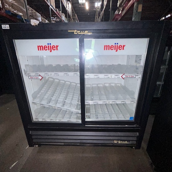Lot of 4 True beverage cooler GDM-41C-48