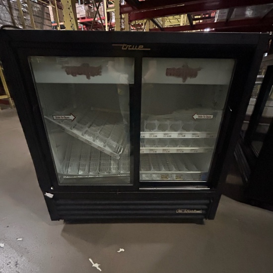 Lot of 4 True beverage cooler GDM-41C-48