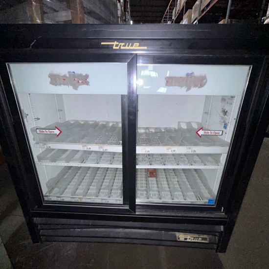 True beverage cooler GDM-41C-48