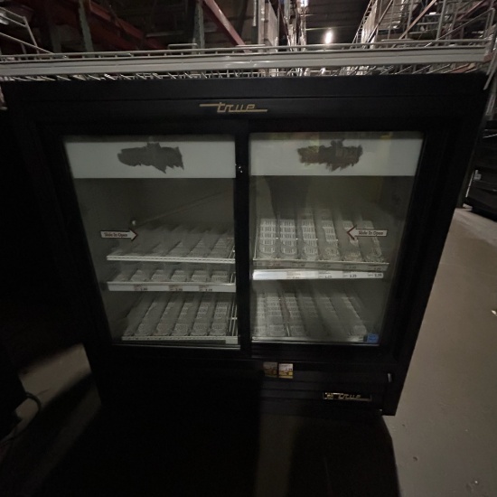 Lot of 4 True beverage cooler GDM-41C-48