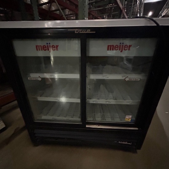 True beverage cooler GDM-41C-48