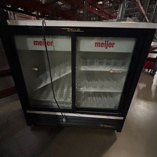 Lot of 3 True beverage cooler GDM-41C-48