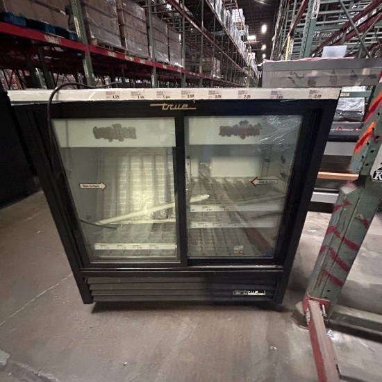 True beverage cooler GDM-41C-48