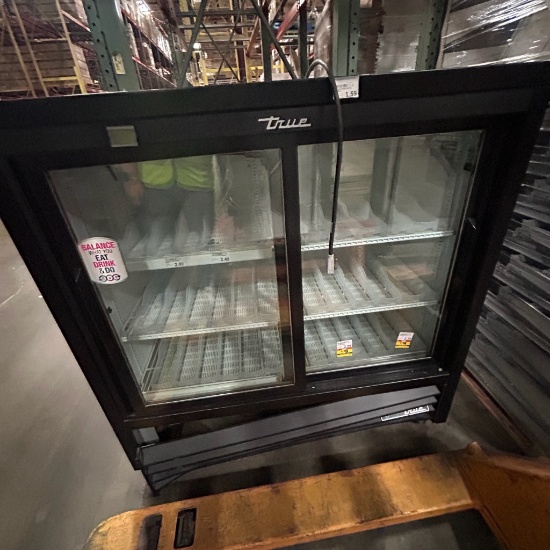 True beverage cooler GDM-41C-48
