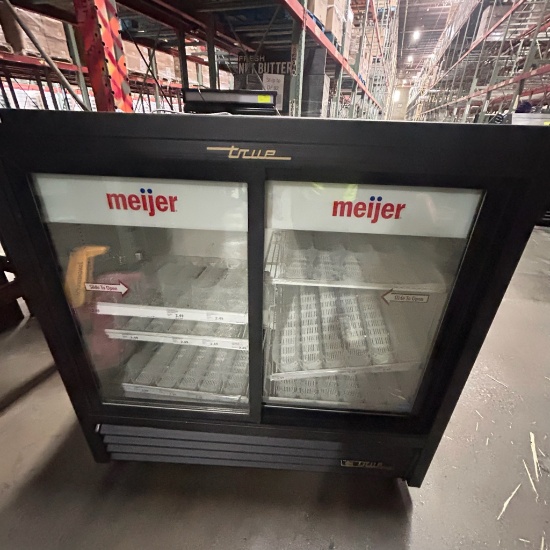 Lot of 2 True beverage cooler GDM-41C-48