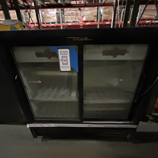 Lot of 2 True beverage cooler GDM-41C-48