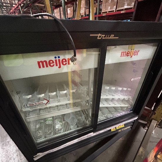 Lot of 2 True beverage cooler GDM-41C-48