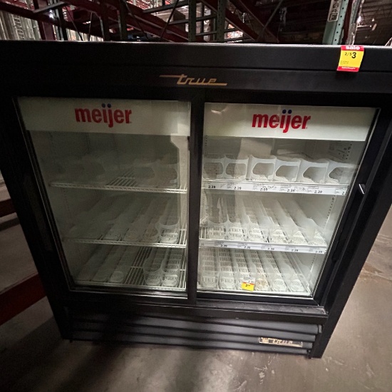 Lot of 2 True beverage cooler GDM-41C-48