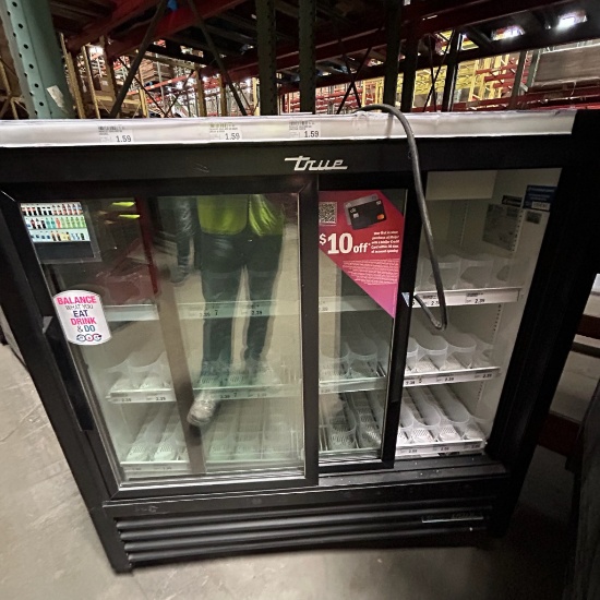Lot of 2 True beverage cooler GDM-41C-48