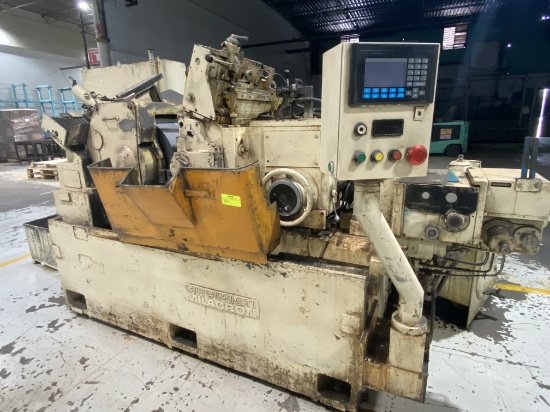 Cincinnati Milacron Grinder