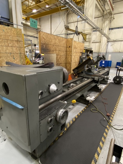 Darbert Machinery Co. Ltd. Model: 4313 SR/ Manual Lathe w/ Sliding Table