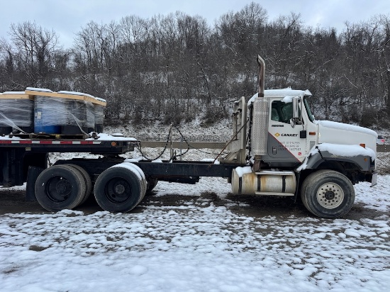 PA- 2011 International Semi Truck