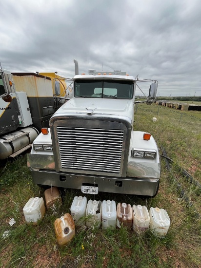 Watford, ND- 2007 Freightliner Hot Oil Truck