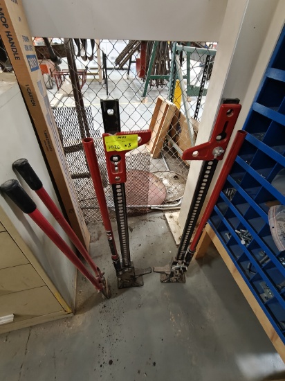 2 Badland 48 Inch Farm Jacks, Extra Large Bolt Cutters