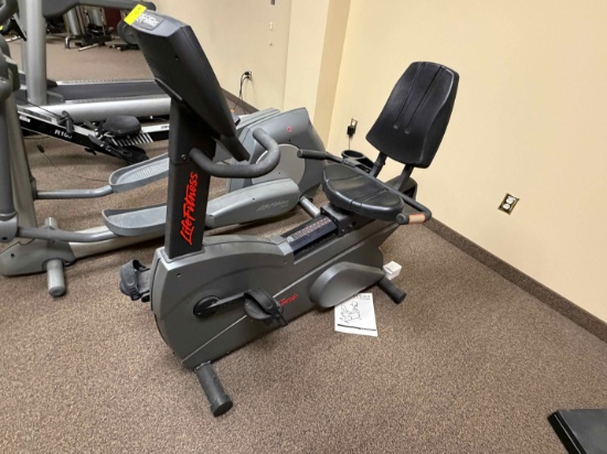Life Fitness Recumbent Bike
