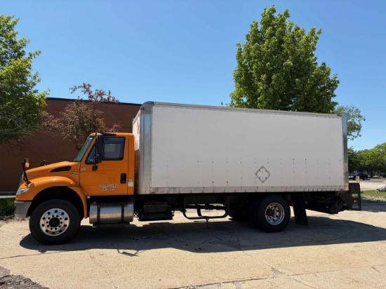 2015 International MA035 - 20ft Box Truck