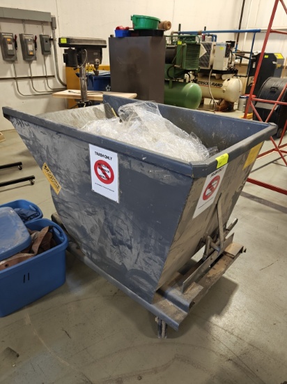 Forkable hopper dumper on wheels - 1 yard