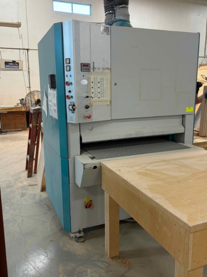 Kundig Feed-Thru Widebelt Sander