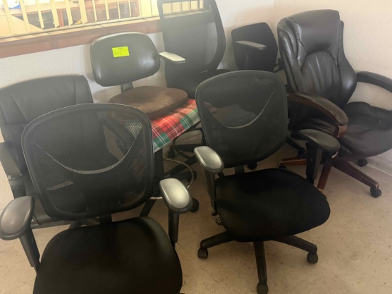 Lot of 7 Office Chairs