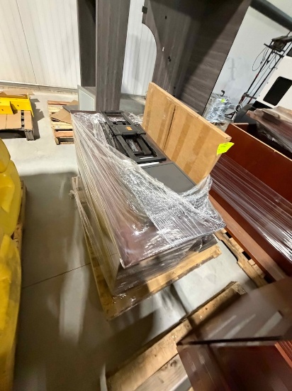 Pallet of misc office furniture