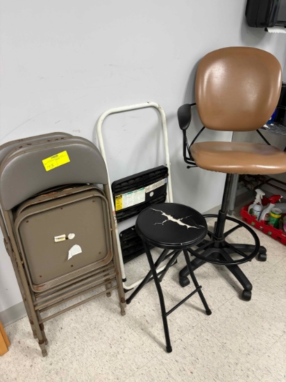 Lot of approx. 3 steel folding chairs, Step Ladder, Stool & elevated office chair